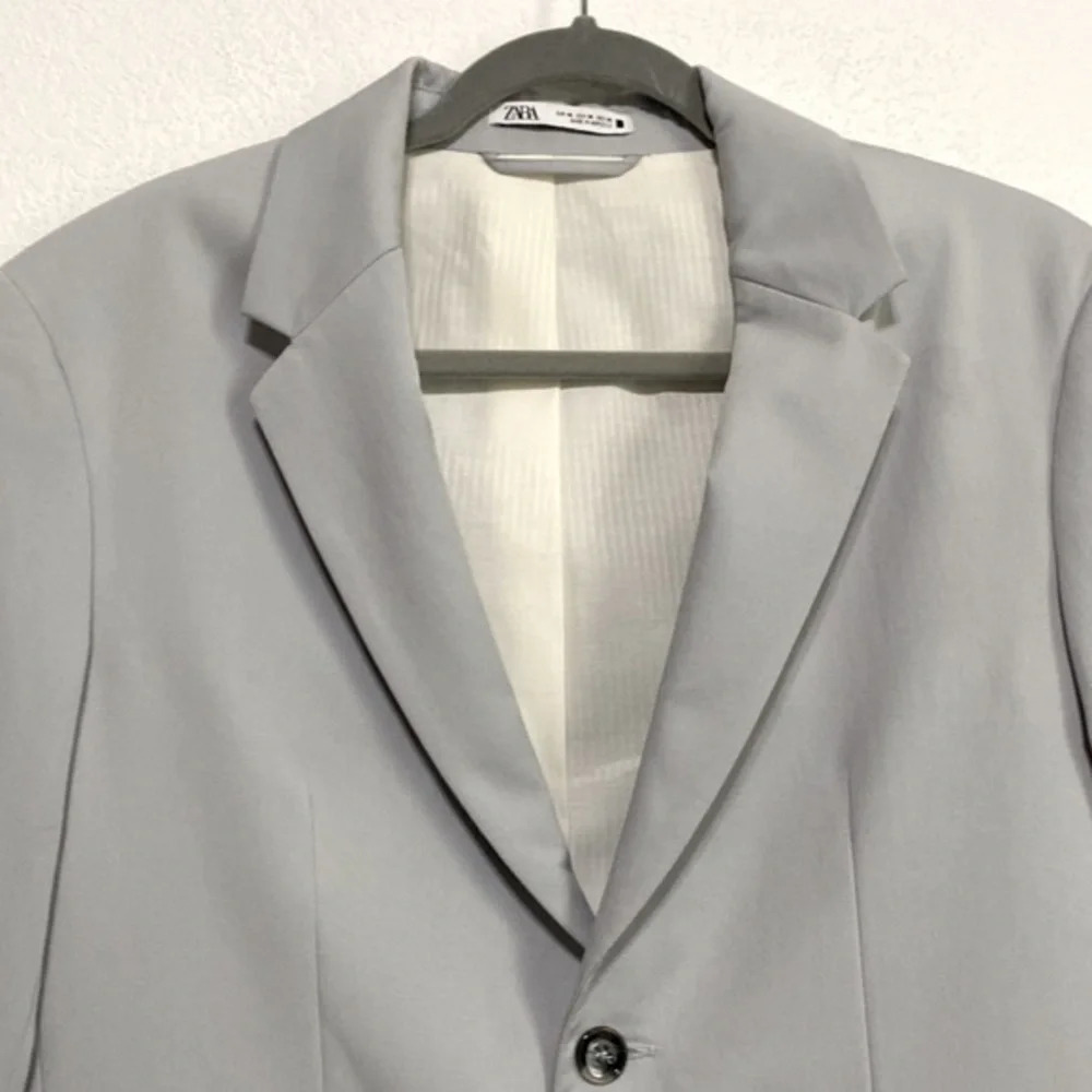 Zara Basic Gray Two Front Pocket Blazer Jacket Si… - image 2